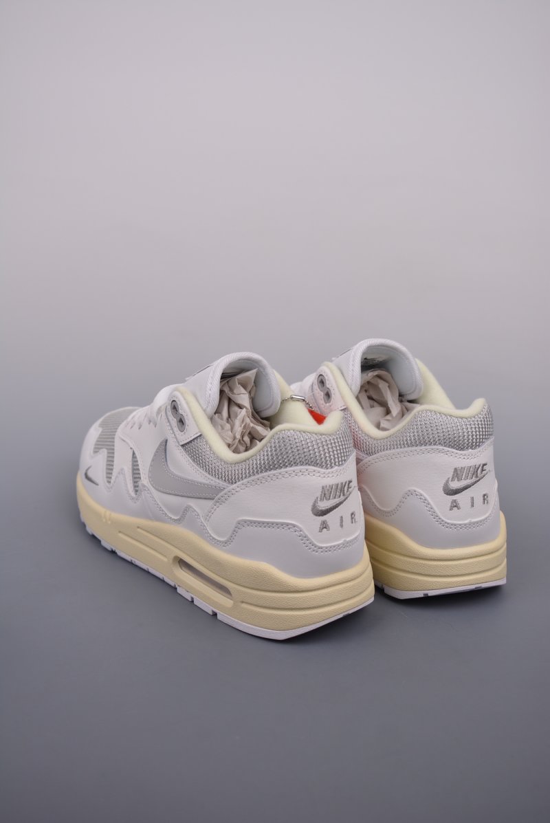 Nike Air Max 1 PRM view