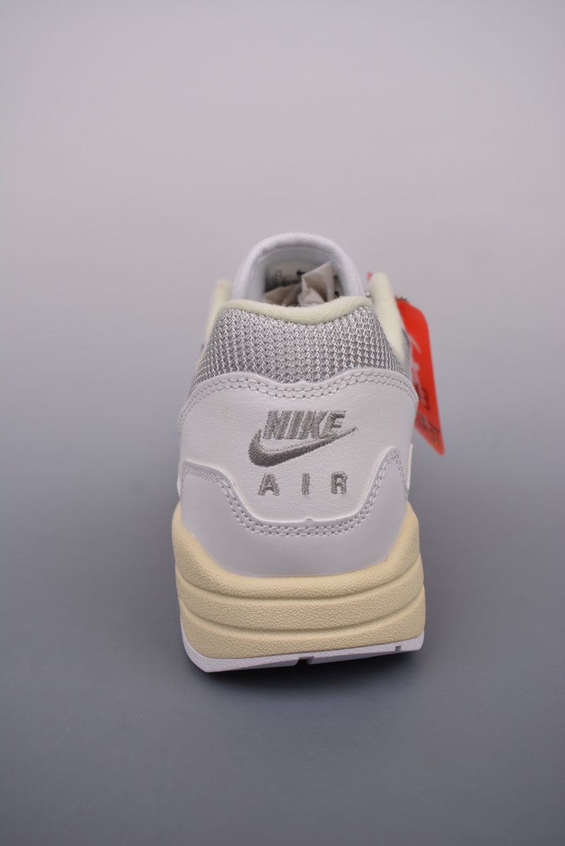 Nike Air Max 1 PRM view