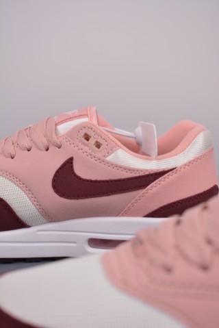 Nike Air Max 1 PRM 'Red / Pink' view 8