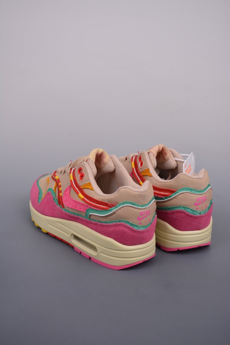 Nike Air Max 1 PRM 'Pink' view