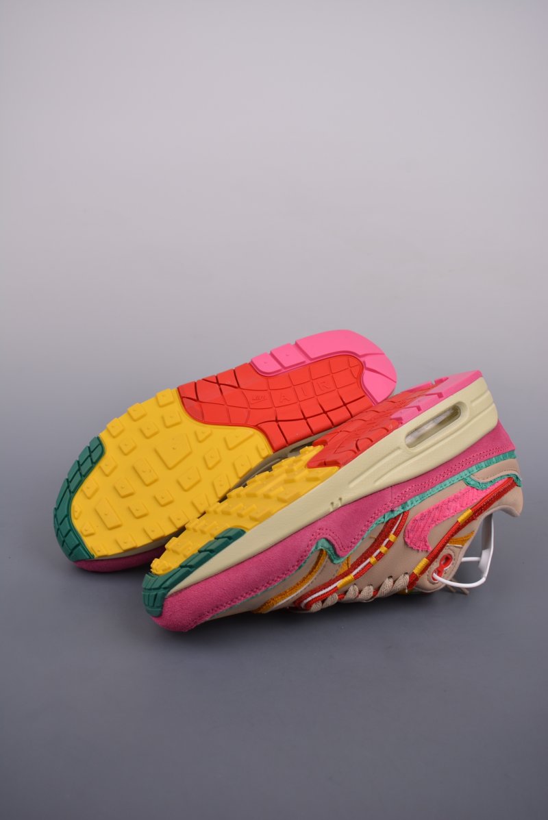 Nike Air Max 1 PRM 'Pink' view