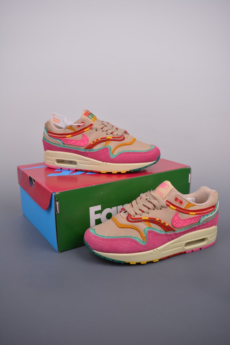 Nike Air Max 1 PRM 'Pink' view