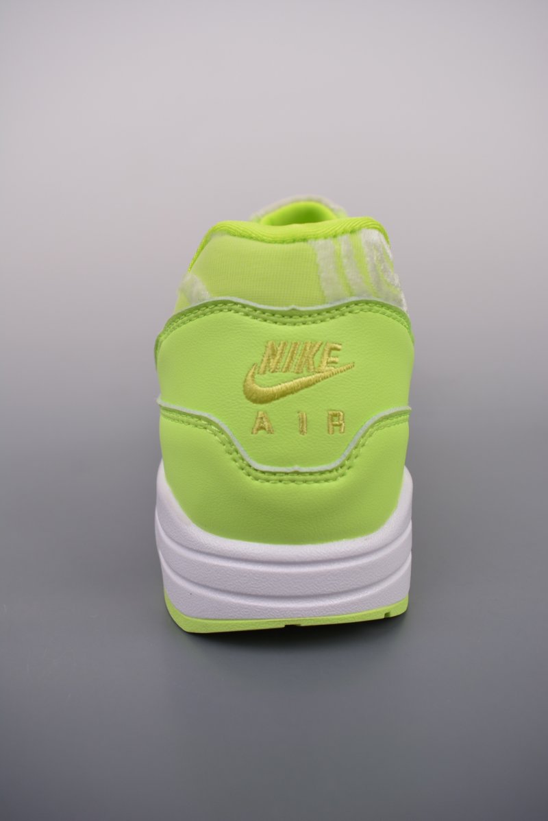 Nike Air Max 1 PRM 'Green' view