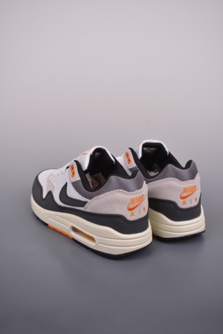 Nike Air Max 1 PRM view 2
