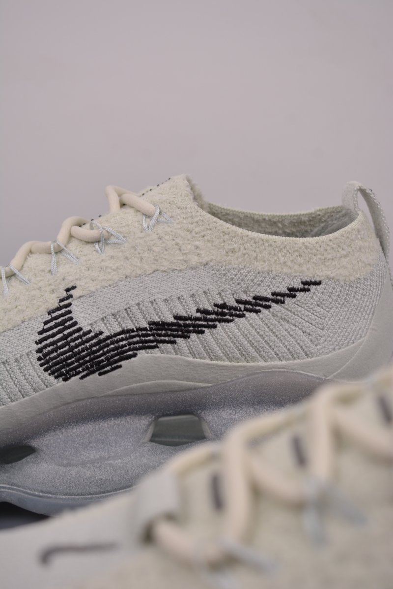 Nike Air Max Scorpion FK view