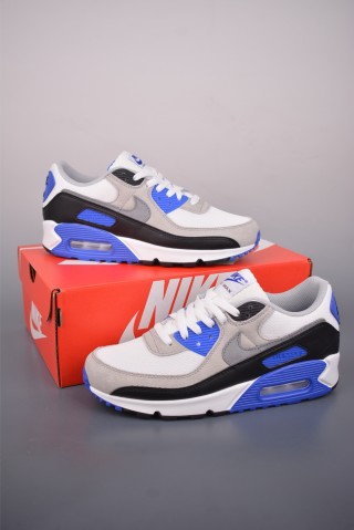 Nike Air Max 90 Futura view 5