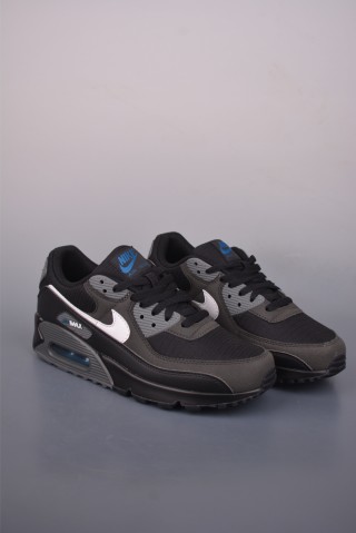 Nike Air Max 90 Futura view 1