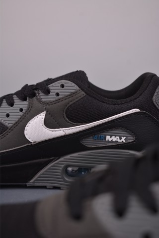 Nike Air Max 90 Futura view 8