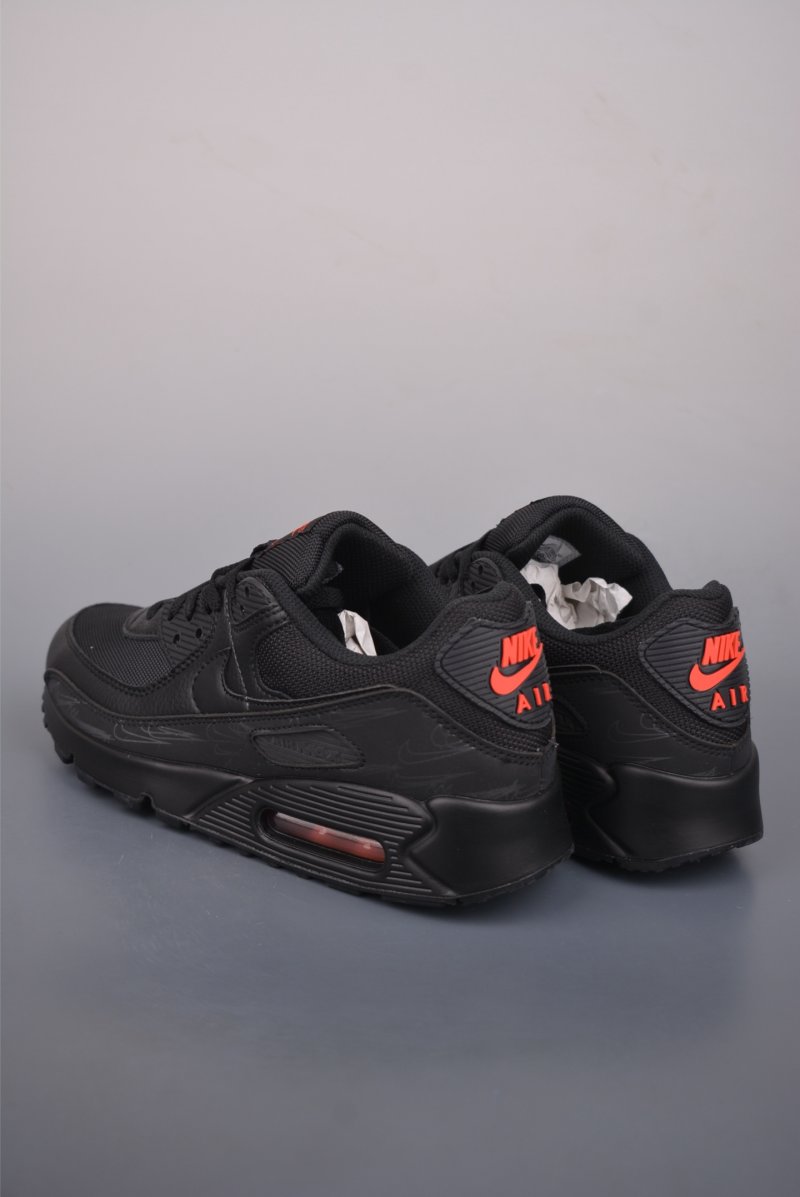 Nike Air Max 90 Futura view