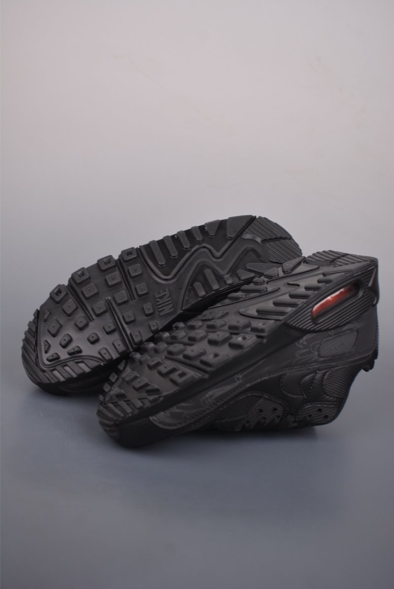 Nike Air Max 90 Futura view