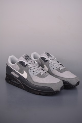 Nike Air Max 90 Futura view 1