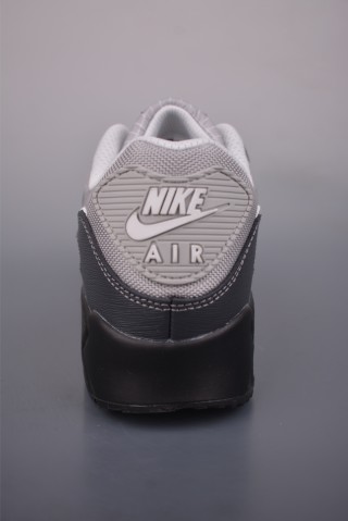 Nike Air Max 90 Futura view 4