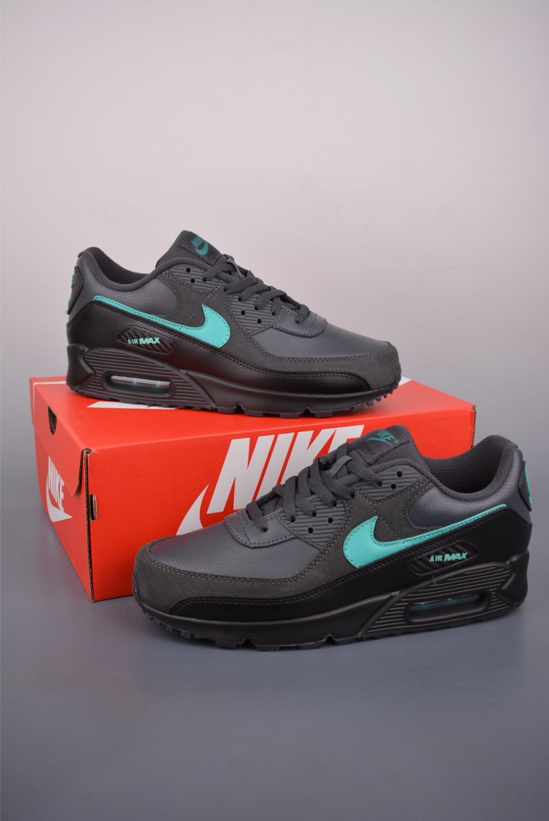 Nike Air Max 90 Futura view