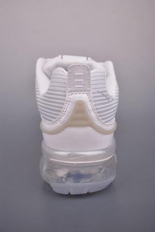 Nike Air Vapormax 360 view 4