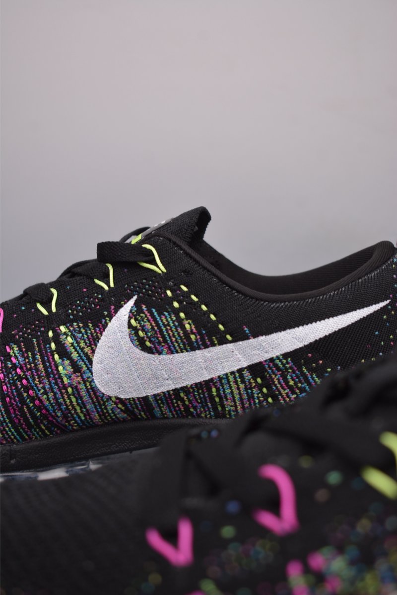 Nike Flyknit Air Max view