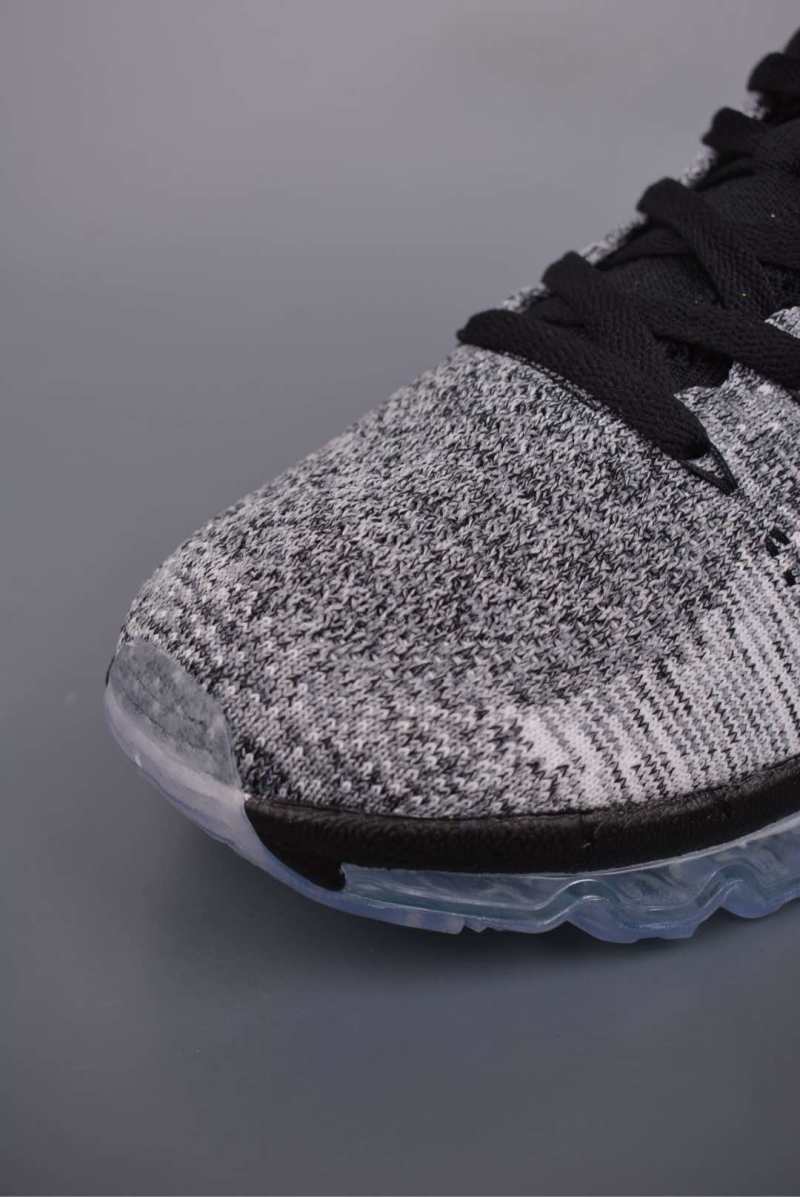 Nike Flyknit Air Max view