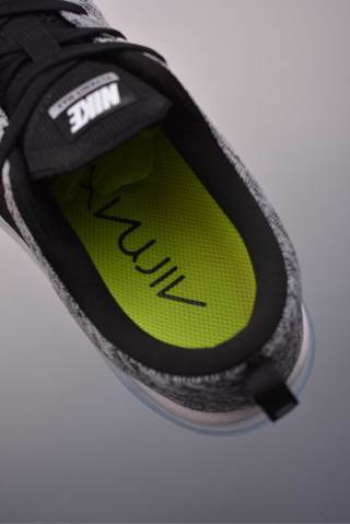 Nike Flyknit Air Max view 9