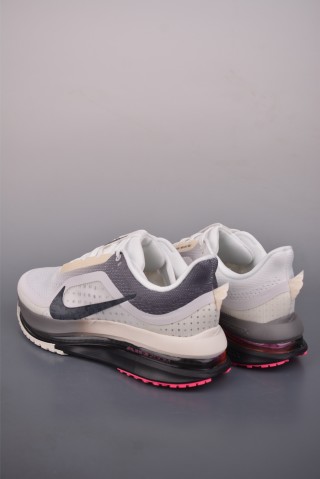 Nike Pegasus Premium view 2