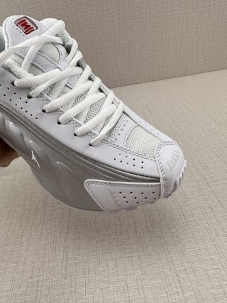 Nike Shox R4 view 7