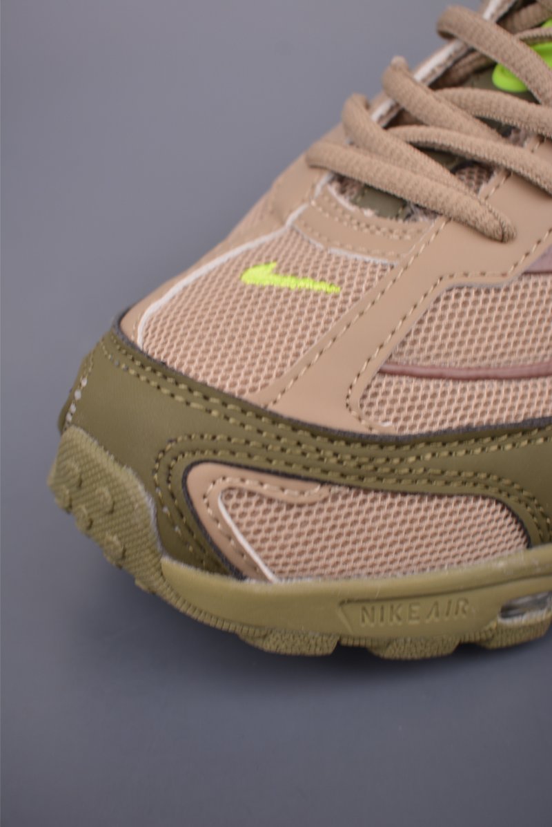 Nike Shox Ride 2 SP x Supreme view