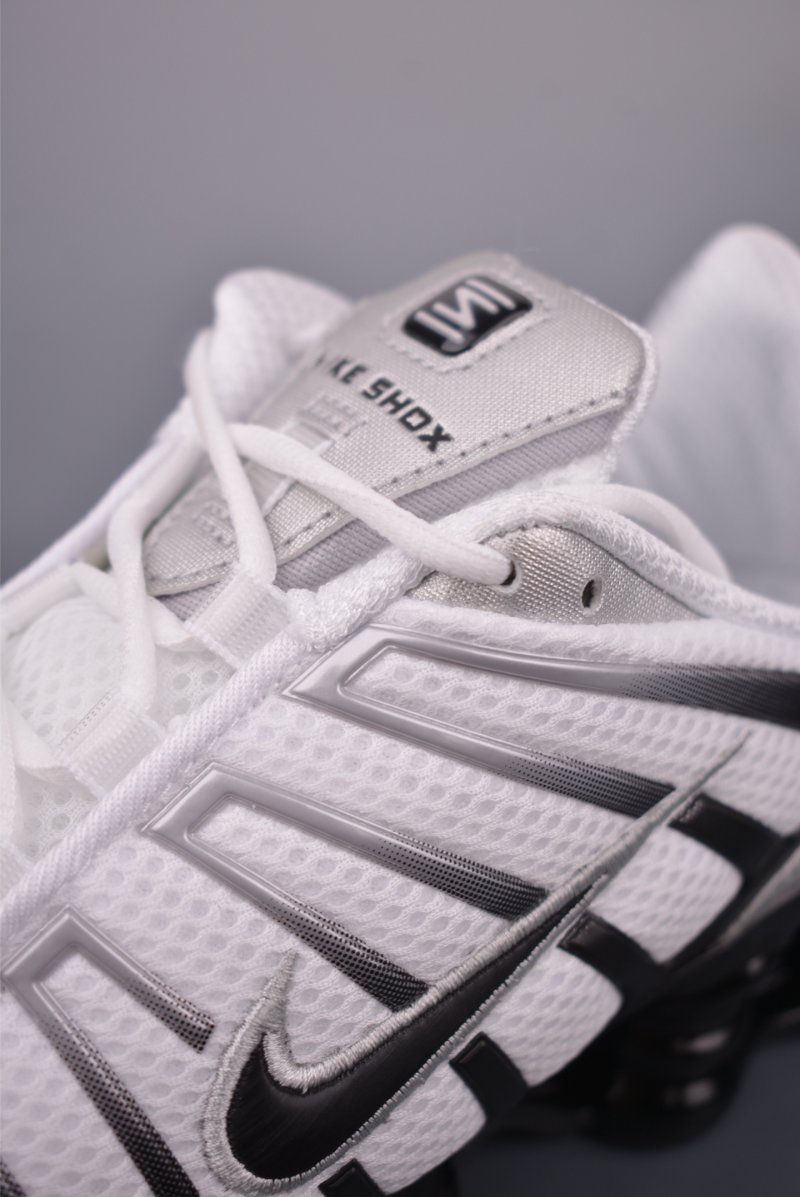 Nike Shox Ride 2 SP x Supreme view