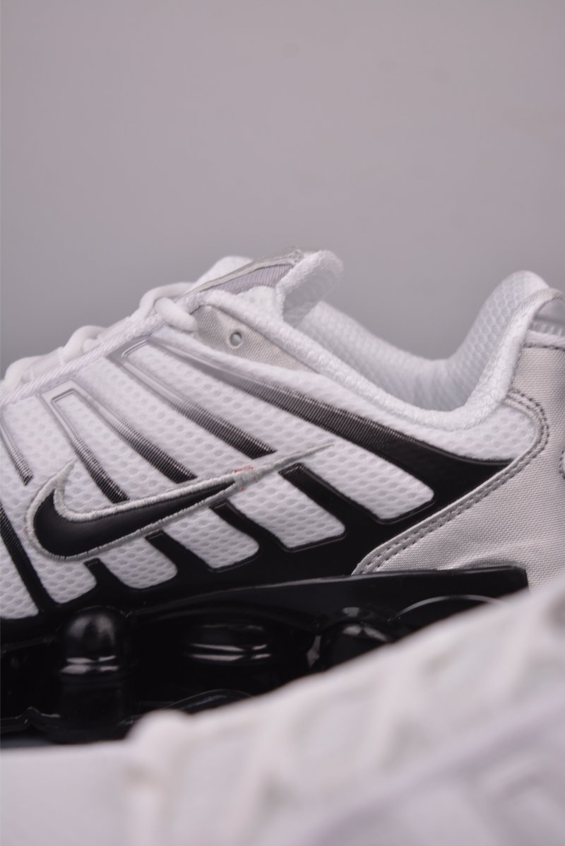 Nike Shox Ride 2 SP x Supreme view