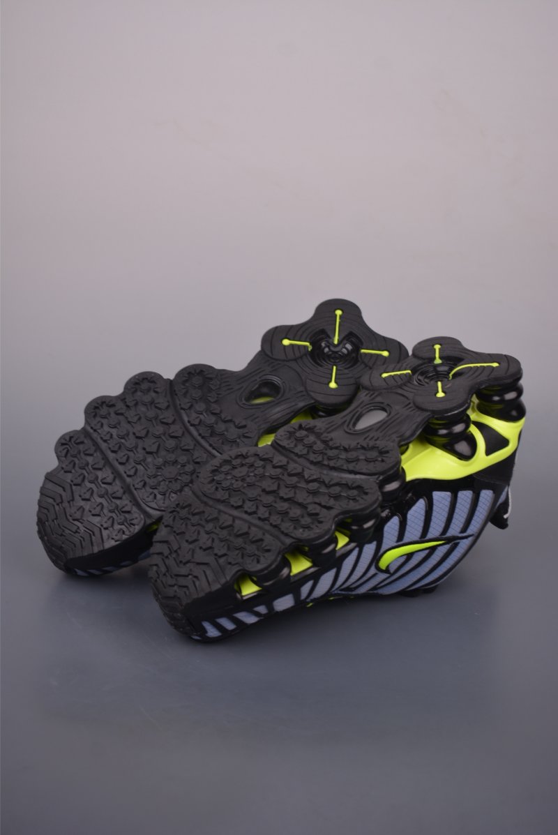 Nike Shox Ride 2 SP x Supreme view