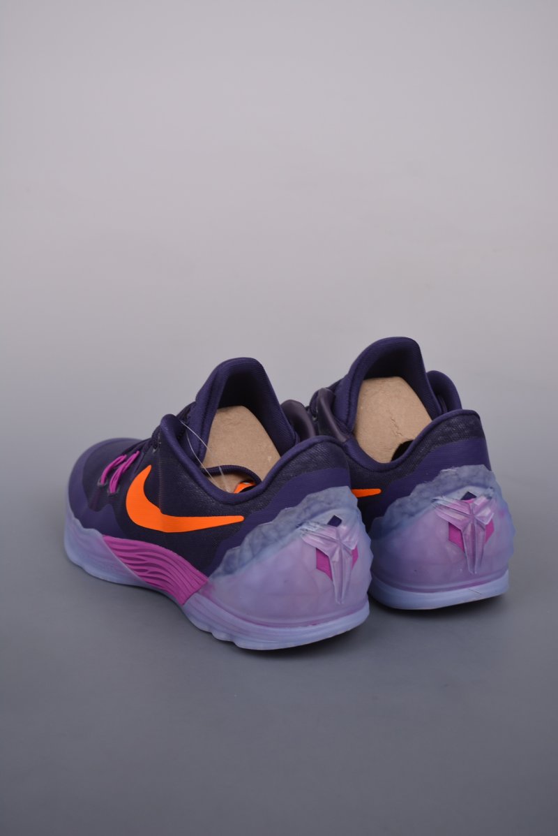 Nike Venomenon 5 view
