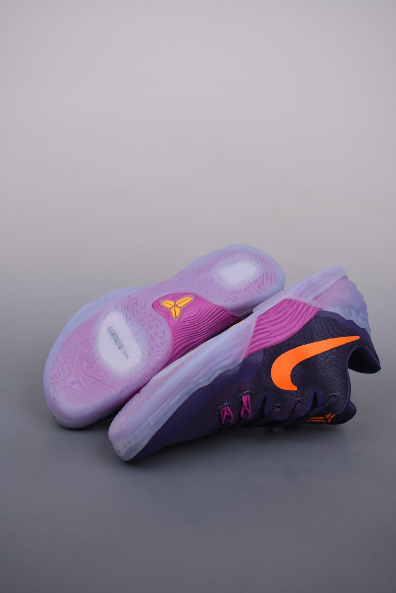 Nike Venomenon 5 view