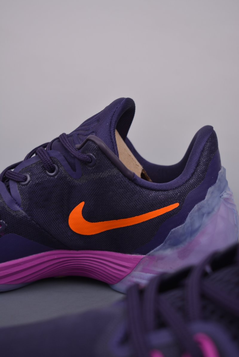 Nike Venomenon 5 view