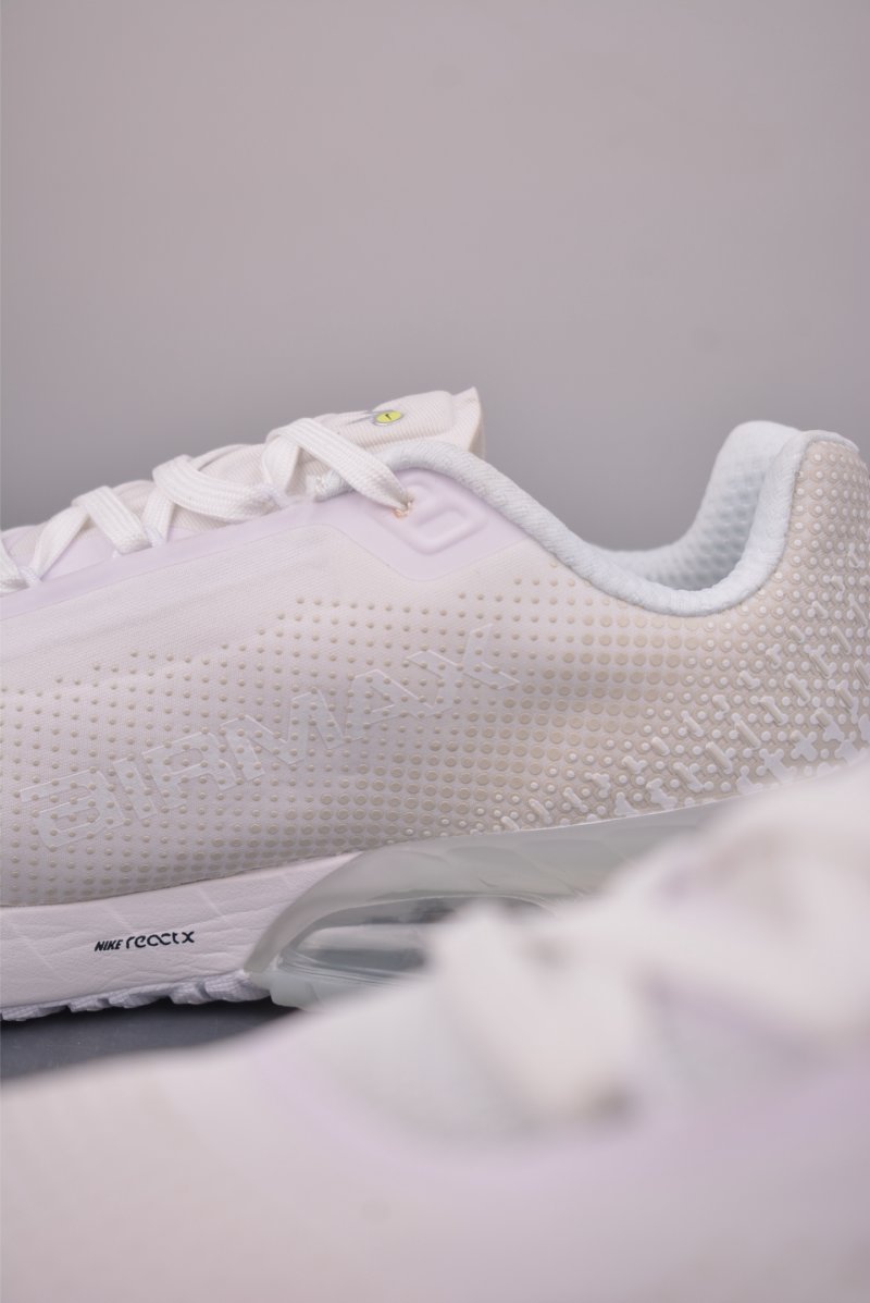 Nike Air Max Phoenix view
