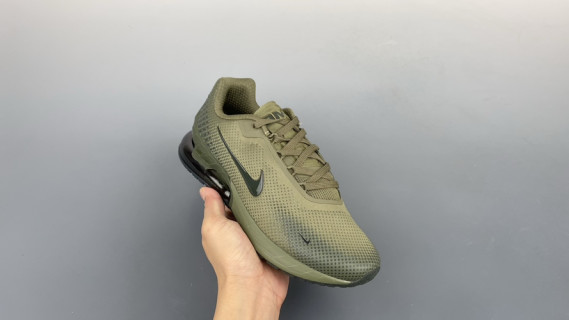 Nike Air Max Phoenix view 1