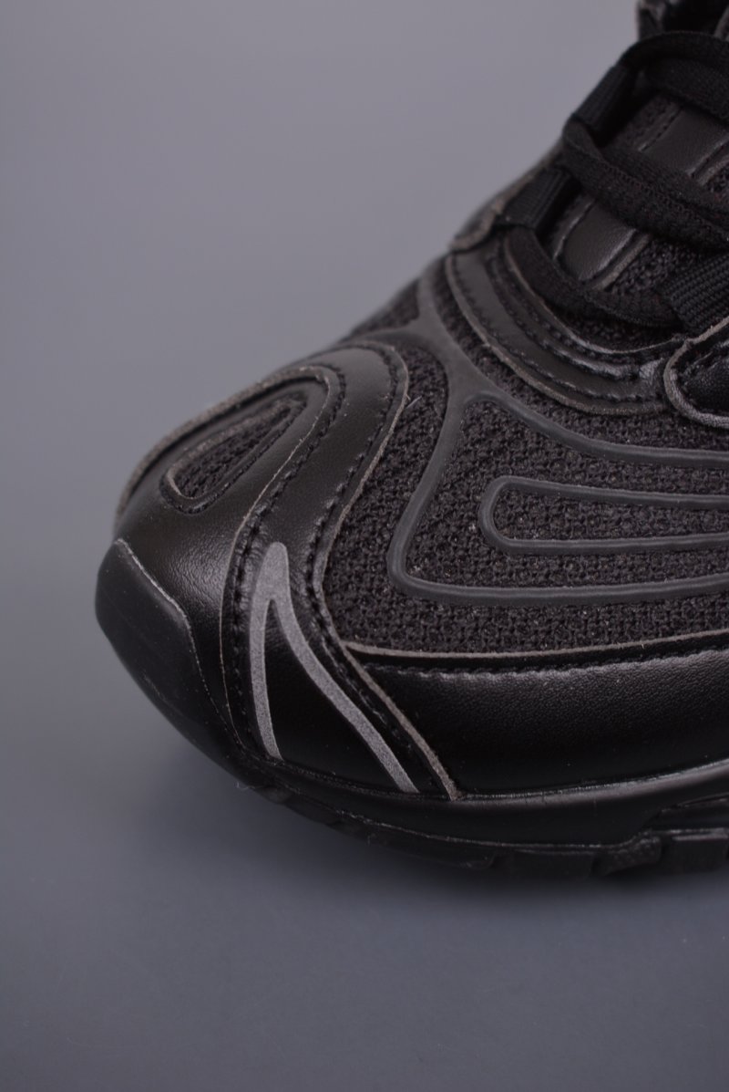 Supreme x Nike Air Max 98 TL view