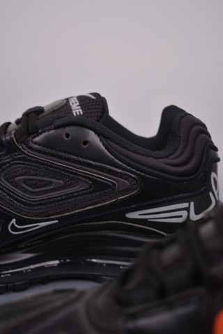 Supreme x Nike Air Max 98 TL view 8