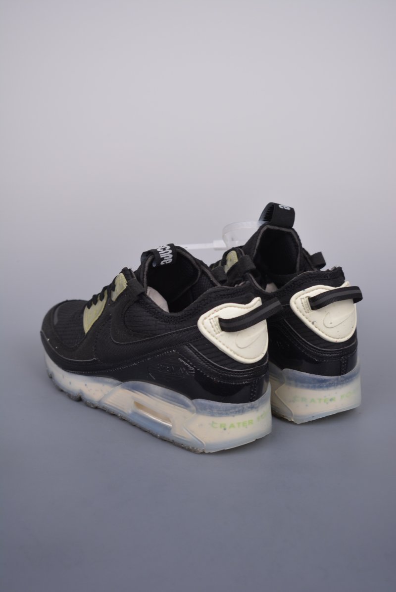 Nike W Air Max 90 Futura view