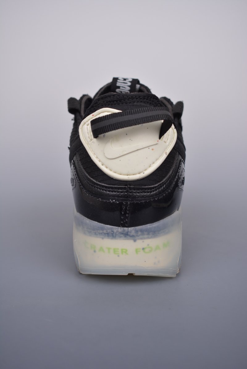 Nike W Air Max 90 Futura view