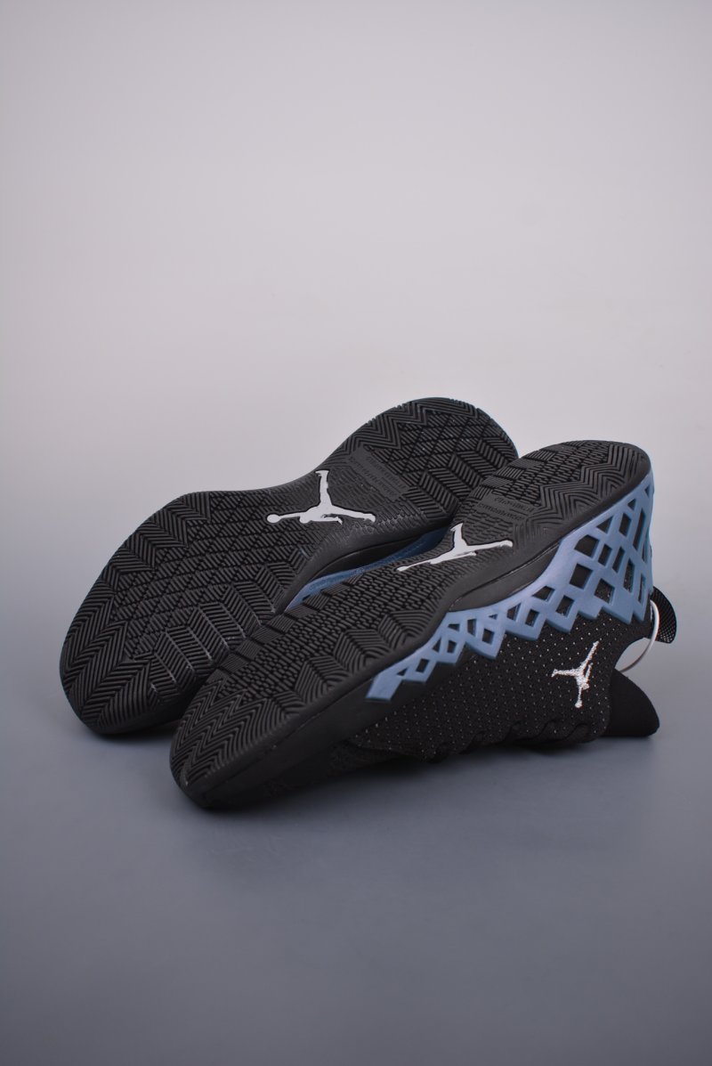 Air Jordan Jumpman Diamond Low view