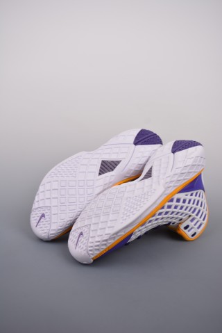 Nike Zoom Kobe 3 Protro view 3