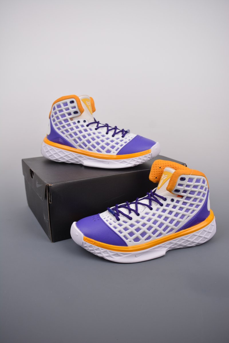 Nike Zoom Kobe 3 Protro view