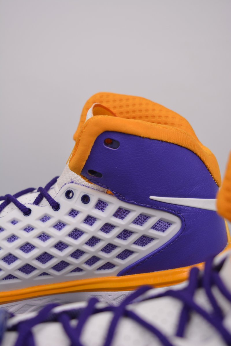 Nike Zoom Kobe 3 Protro view