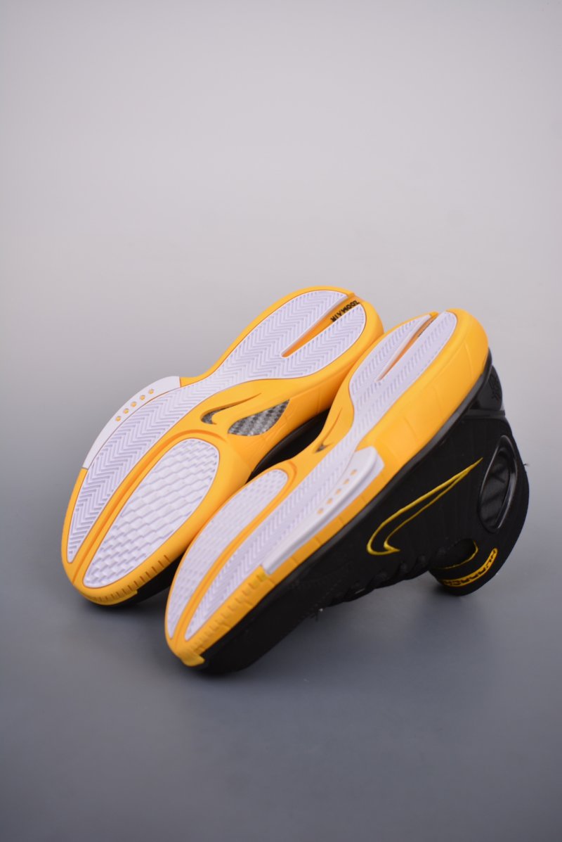Nike Air Zoom Huarache 2K4 view