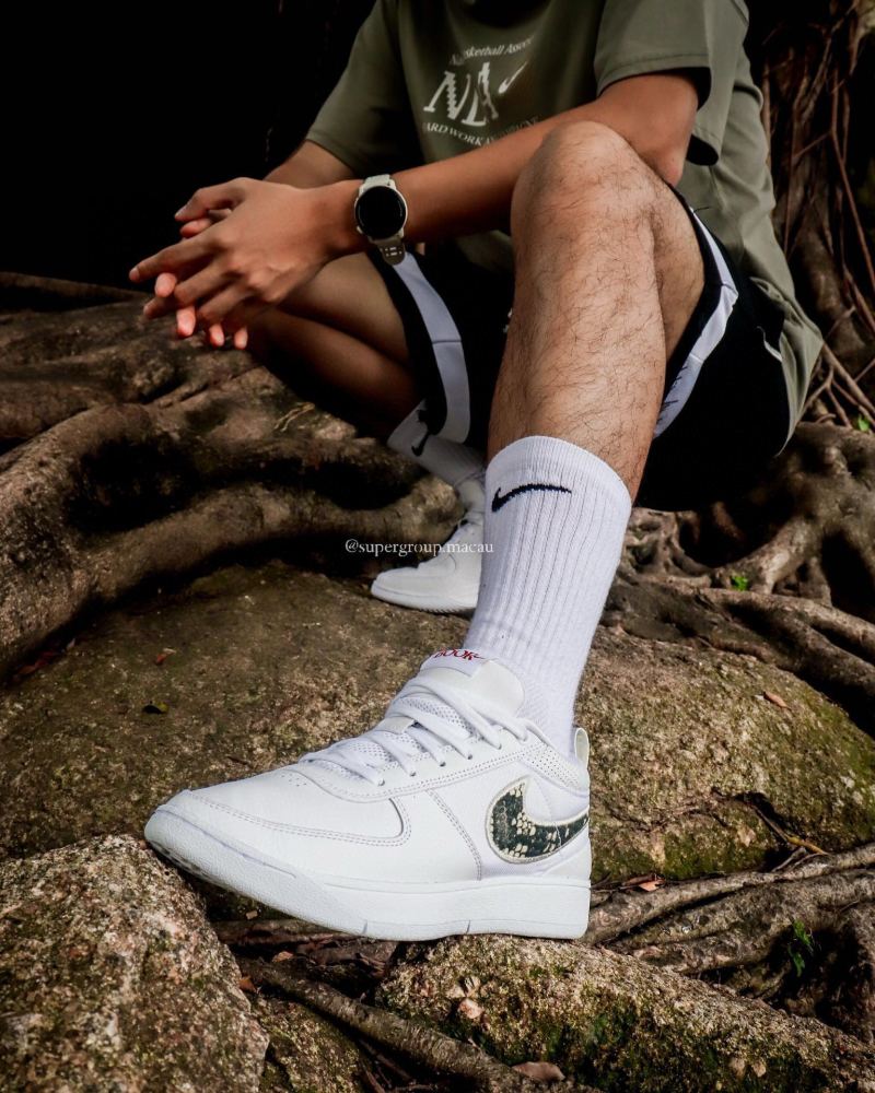 Nike Book 1 Devin Booker view