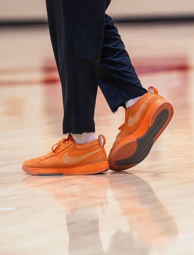 Nike Book 1 Devin Booker view