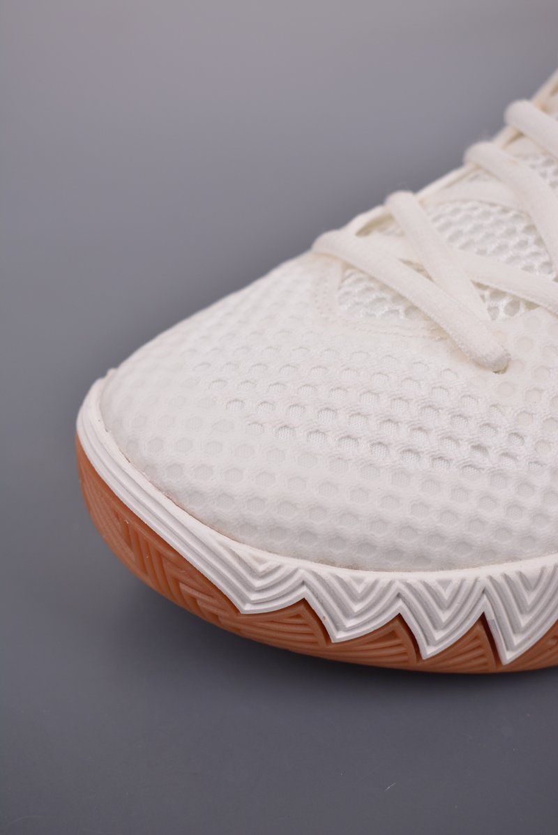 Nike Kyrie 1 EP view