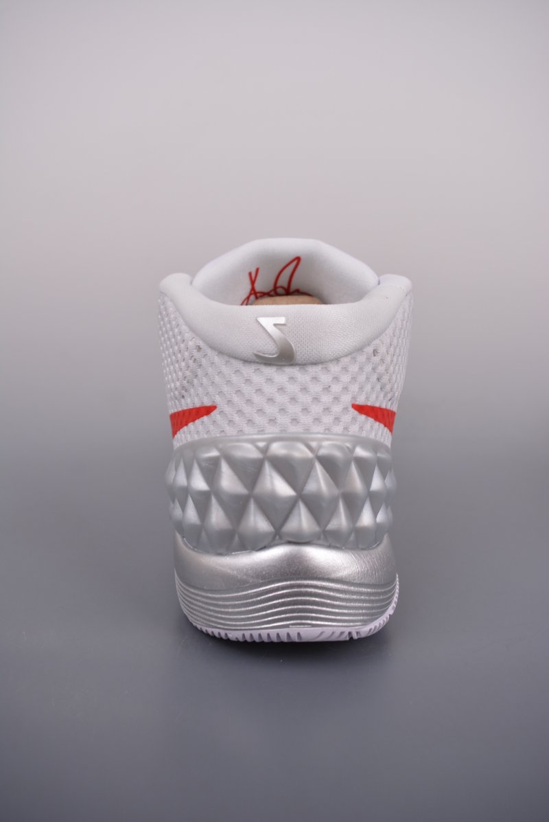 Nike Kyrie 1 EP view