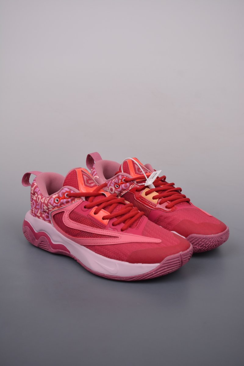 Nike Giannis Immortality 3
