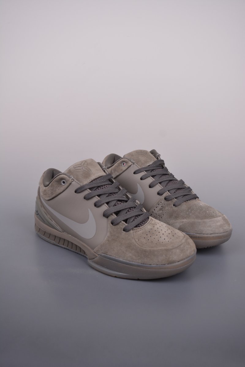 Nike Kobe 4 Protro view
