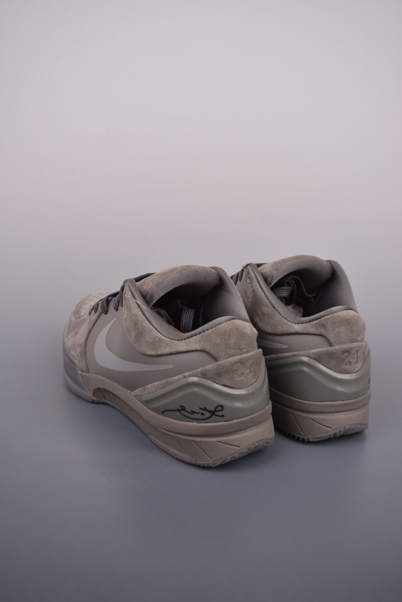 Nike Kobe 4 Protro view