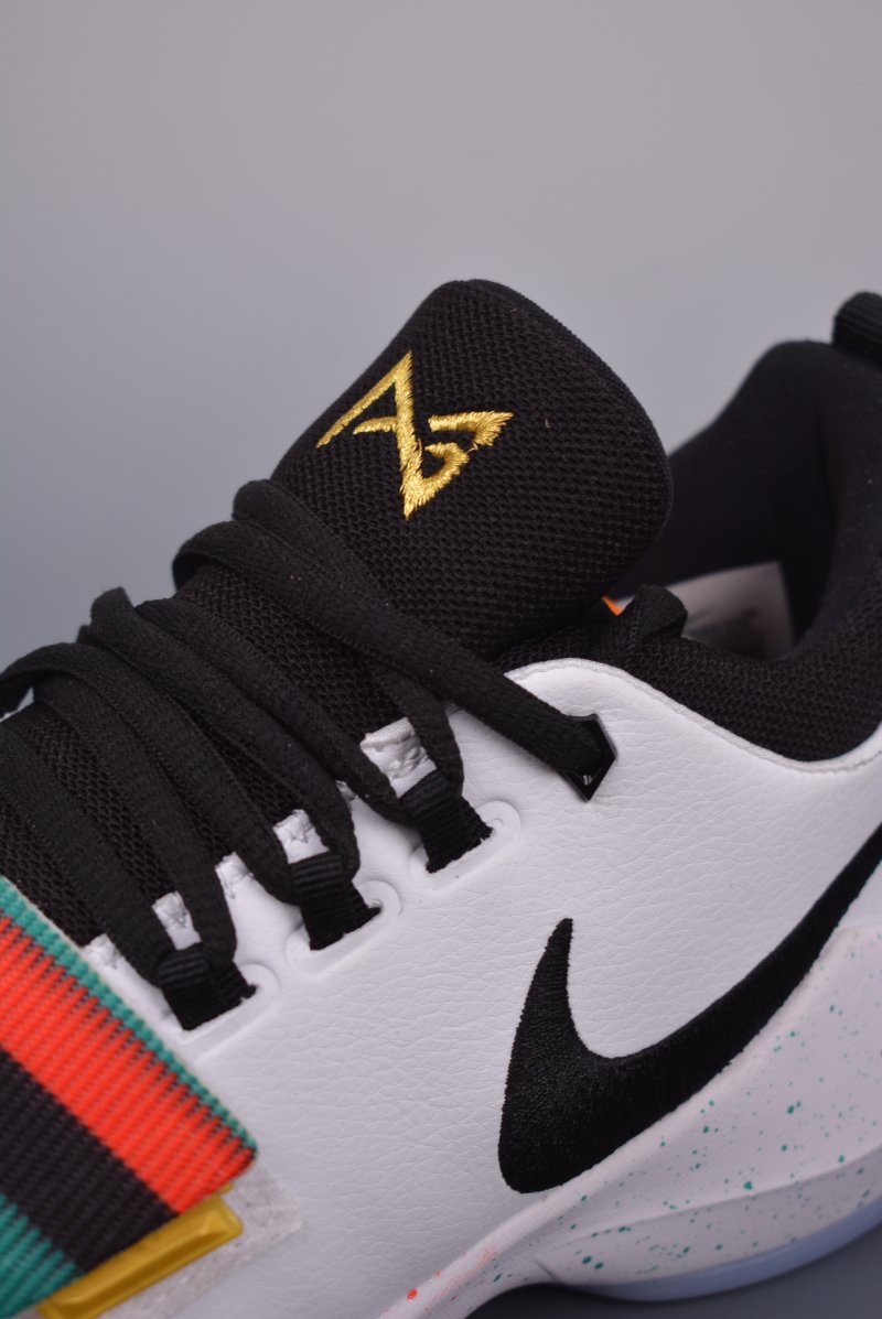 Nike PG 1 EP view