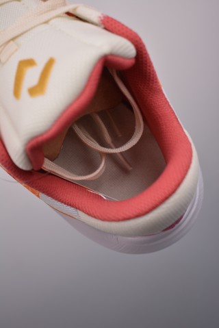 Nike Precision 5 view 9